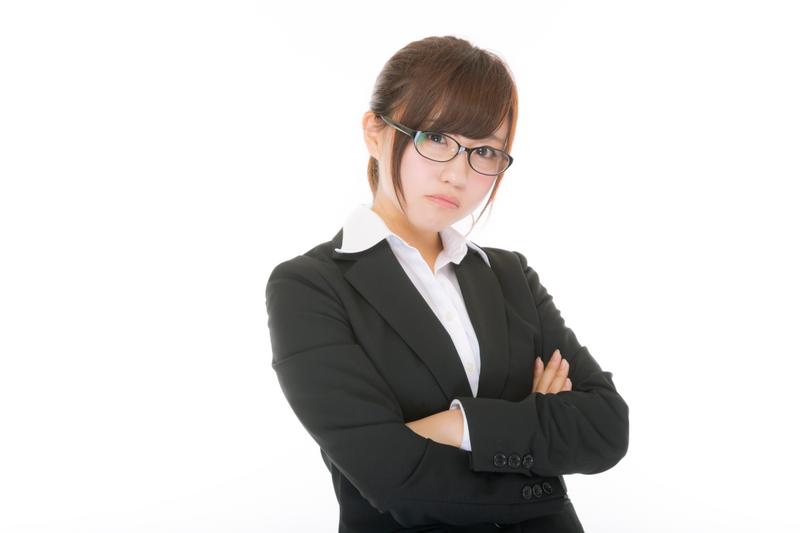 OL（ヒールがカンッ！）DQN4人組「今コイツ俺ら威嚇したぜーｗｗｗ」OL『すみません』DQN「聞こえませーんｗ」OLの頭を（パンッ！）→次の瞬間…